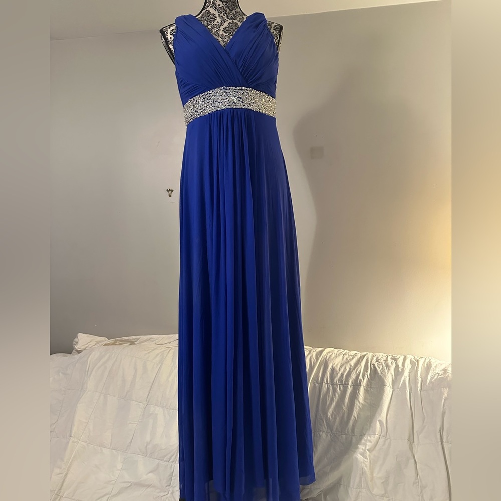 nice long blue dress
